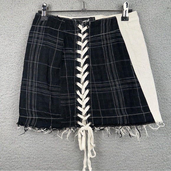 Dolls Kill x Darker Wavs Skirt Womens Small Black and White Plaid Lace Up Raw He - Picture 1 of 7